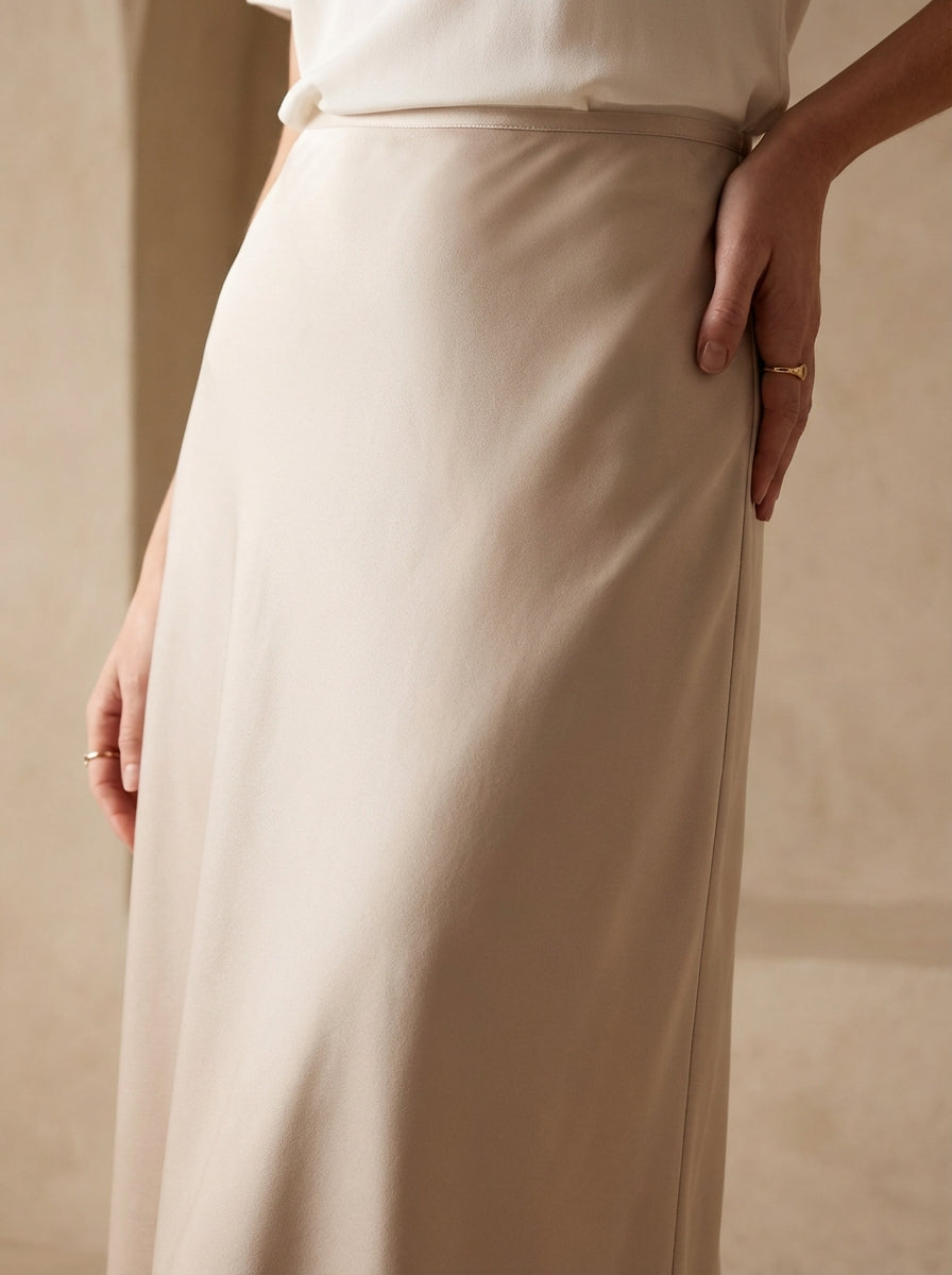 Falda midi drapeada de cintura alta lisa