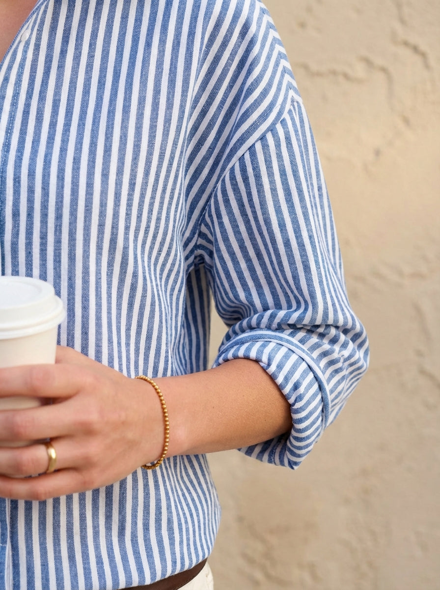 Camisa de algodón a rayas con botones al frente
